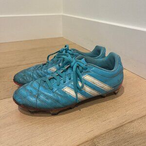 Womens addidas soccer cleat